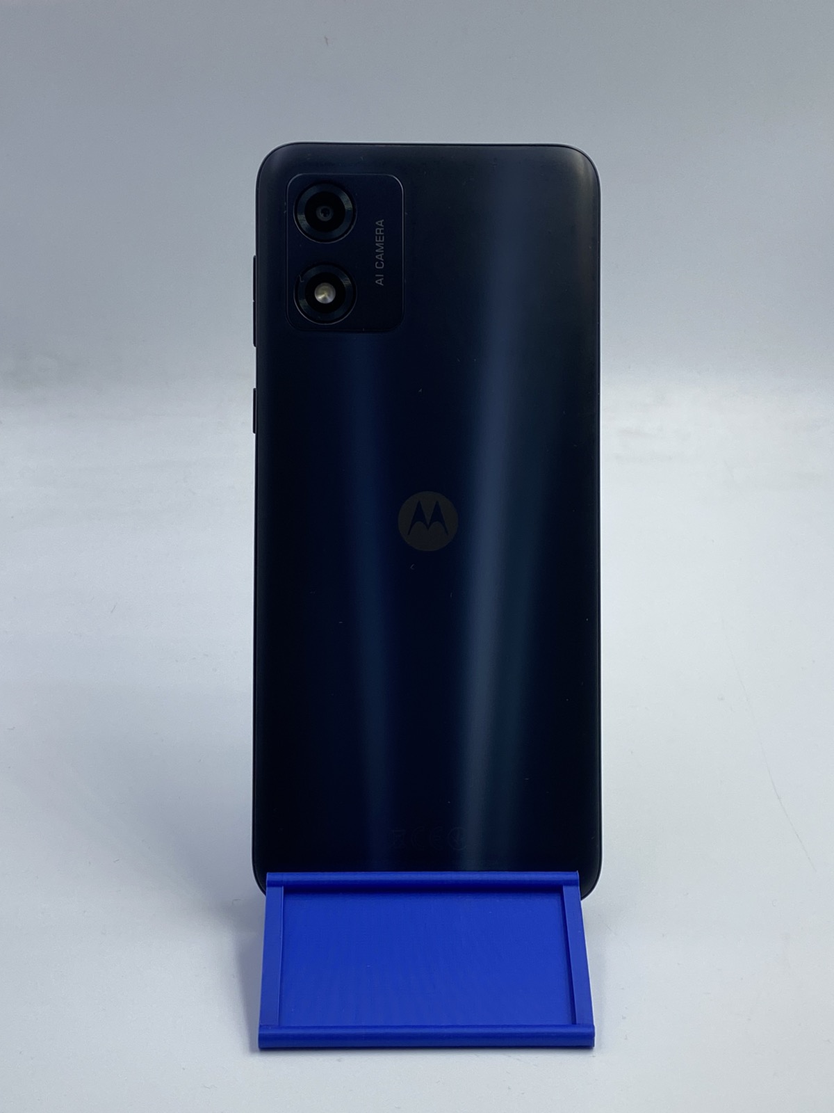 Motorola E13